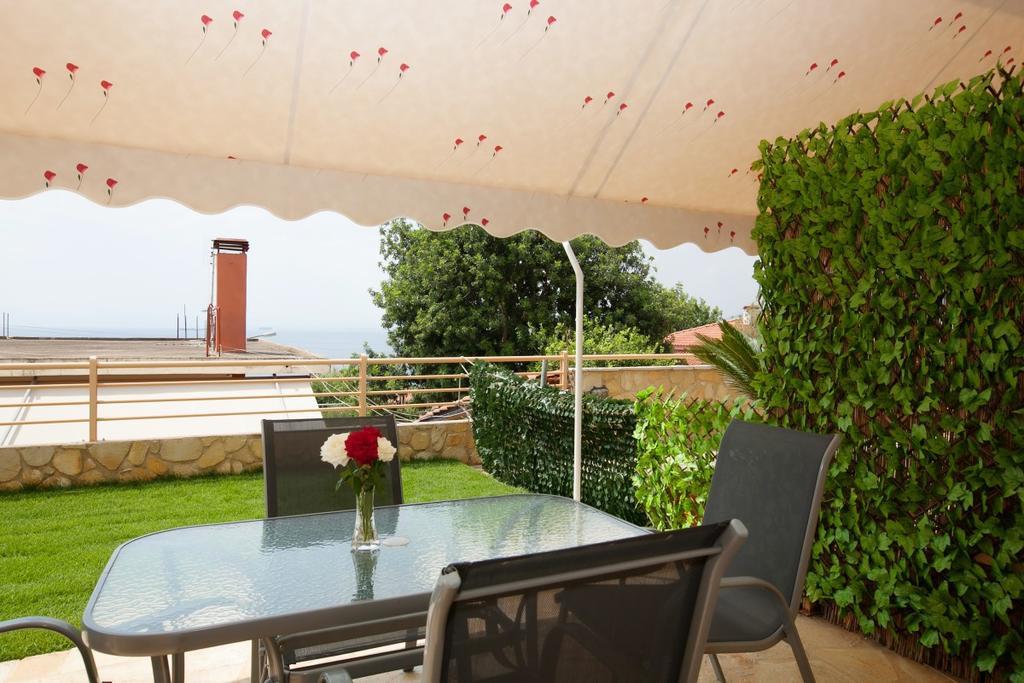 Petra Thea Apartment Kalamata Exterior photo