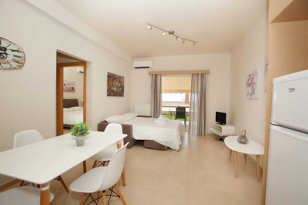 Petra Thea Apartment Kalamata Exterior photo
