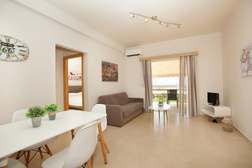 Petra Thea Apartment Kalamata Exterior photo